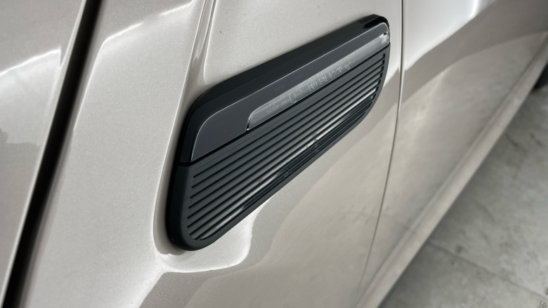 MINI Hatchback 1.5 Cooper Classic 3dr Auto Petrol Hatchback